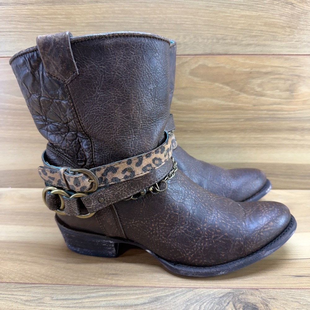 Corral Distressed Rustic Short‎ Cowboy Boots 8 M Brown Buckle Belts Leopard
